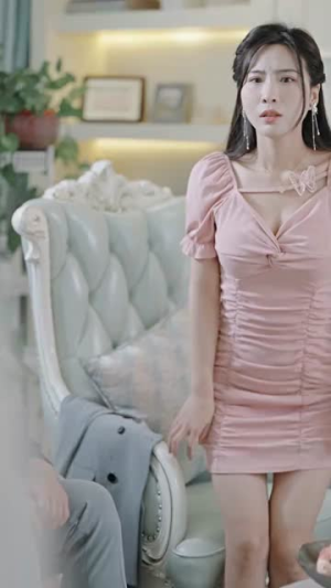 离婚后，夫人马甲捂不住了（离婚后夫人马甲捂不住了）UC网盘在线看