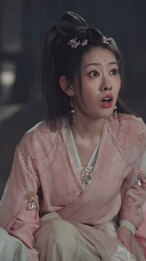 我在人间摆地摊（65集）剧情简介