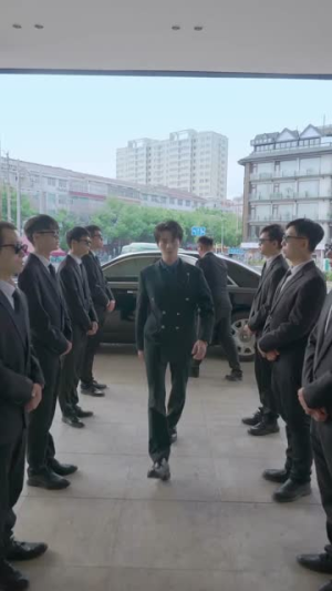 闪婚男神之周末请和我恋爱（30集全）超甜短剧分享