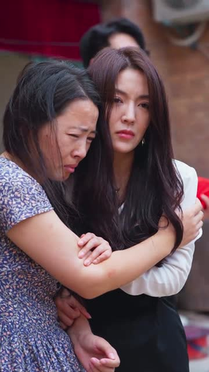 别碰我妈妈（35集）口碑爆棚免费看