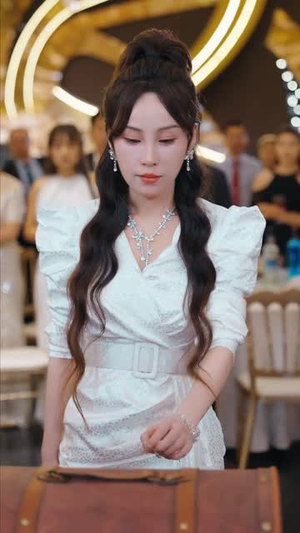 团宠千金杀疯了（71集）战神短剧推荐