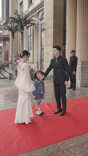 直播相亲，萌娃曝光了我的大佬身份（60集）在线免费观看