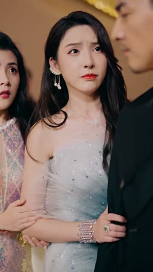 无极神尊（85集）最近很火的短剧