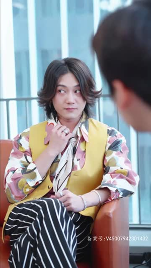 傅影帝天天想官宣（94集）分享热门短剧