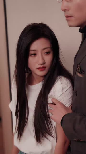 休夫后惊艳全球（59集）短剧太精彩