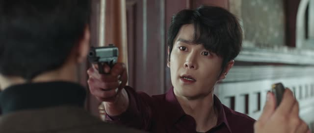 她的伪装（24集）好看短剧推荐