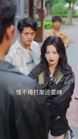 藏在影子里的你 藏在影子里的你口碑爆棚免费看