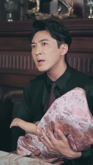 督军归来！小奶团背着黄金来旺家（60集）好看的短剧推荐