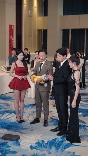 我的电子女友成真了（63集）一口气追完短剧