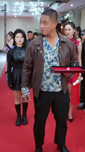 意外邂逅美人入我怀（82集）免费短剧全集看