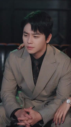 退役后我觉醒了黄金瞳（82集）夸克在线观看