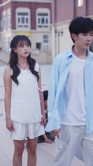 四重心动讯号 (81集) 每日短剧追不停