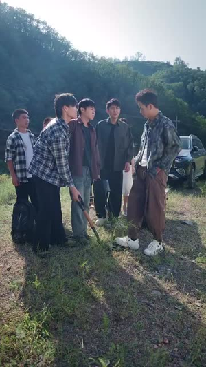 一把铲子一盒烟，金矿一挖挖一天（109集）古装短剧热播